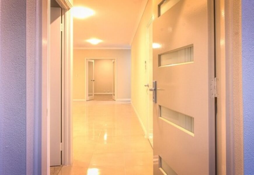 Residenza del proprietario in immobile locato: quando è possibile.