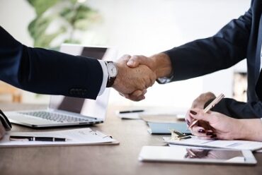Quali documenti servono per vendere casa: Guida completa.