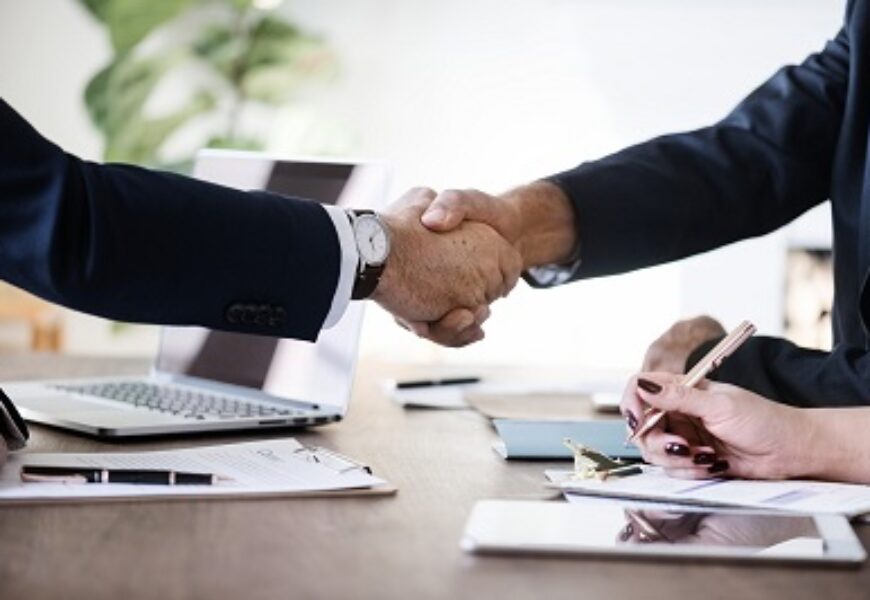 Quali documenti servono per vendere casa: Guida completa.