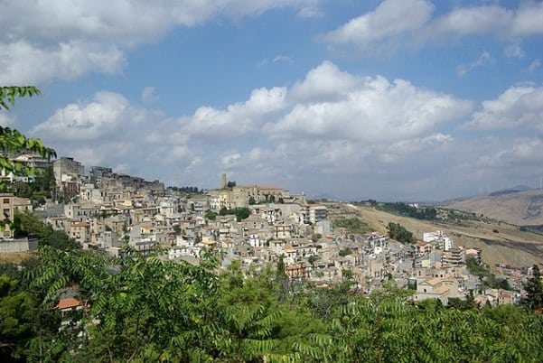 Cammarata (AG): In vendita case a 1 euro. 1 Cammarata